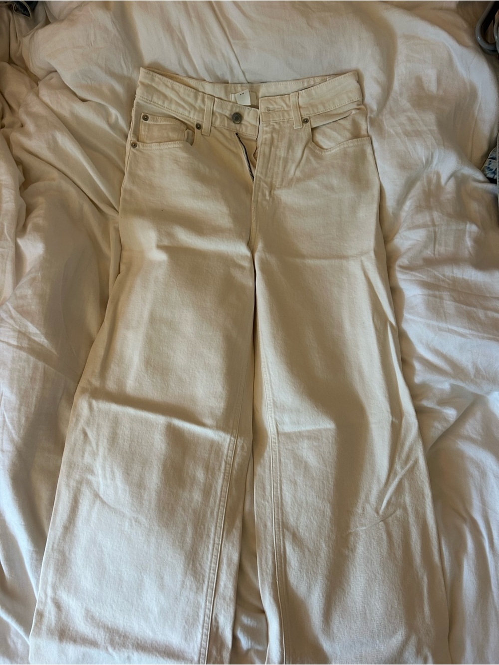 H&M Cream High-Rise Wide-Leg Jeans